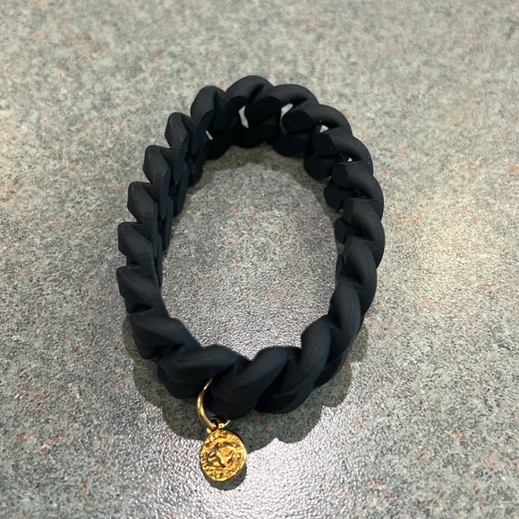 Marc by Marc Jacobs Rubber Katie Turnlock Bracelet - Picture 2 of 4